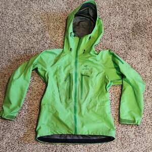 Arcteryx W's Gore-tex Pro Shell Medium